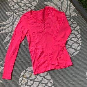 Fabletics Long Sleeve Work-out Top
